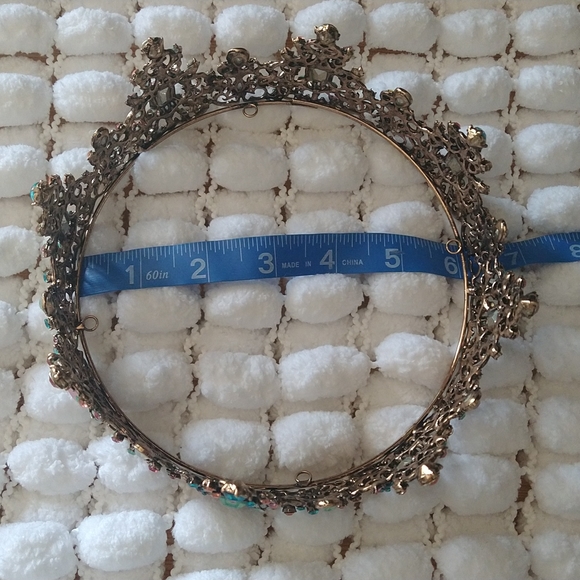 Tiara - Picture 2 of 4